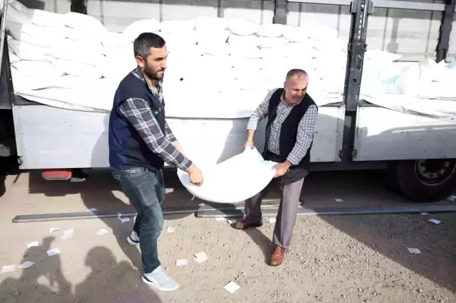 Kocaeli'de Arı Yetiştiricilerine Şeker Desteği