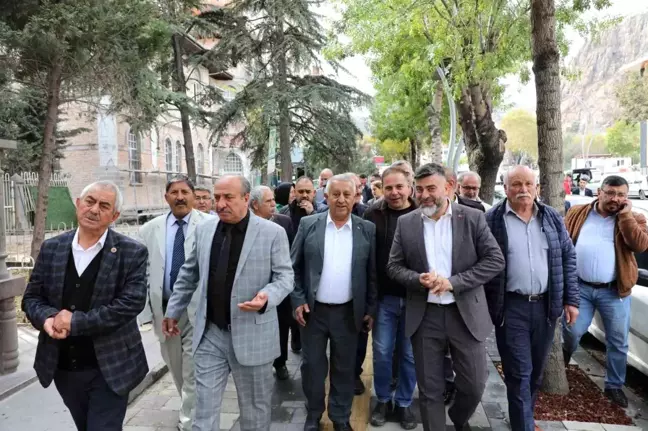 Afyonkarahisar Belediye Başkanı Mehmet Zeybek, vizyon projeleri inceledi