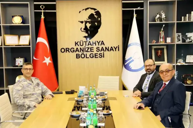 Kütahya Hava Er Eğitim Tugayı Komutanı Kütahya Organize Sanayi Bölgesi'ni Ziyaret Etti