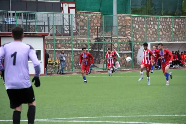 Rüstempaşaspor, Hekimhan Belediyespor'u mağlup etti
