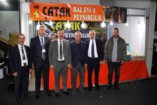Van Ticaret Borsası, Mezopotamya Gurme ve Yöresel Lezzetler Fuarı'nda Van'ın tanıtımını yaptı