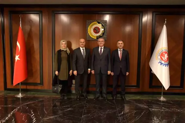 Samsun SGK İl Müdürü Ünal Kaya, Samsun TSO Yönetim Kurulu Başkanı Salih Zeki Murzioğlu'nu ziyaret etti