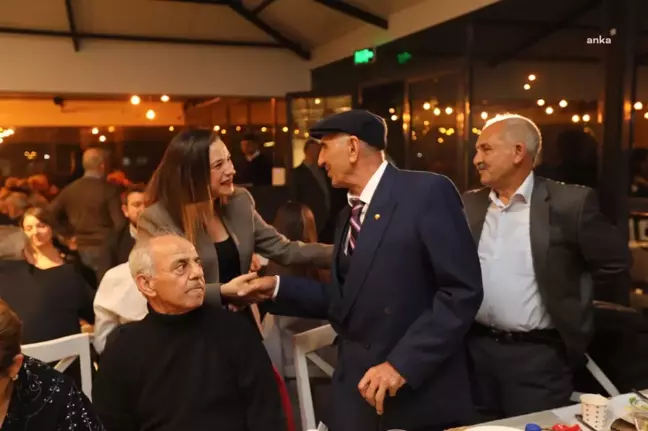 Efes Selçuk Belediye Başkanı Filiz Ceritoğlu Sengel, Alevi Kültür Dernekleri Selçuk Şubesi'nde dayanışma yemeğinde eşitlik ve özgürlük mesajları verdi