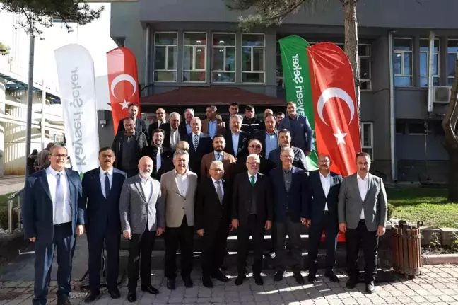 AK Parti Genel Başkanvekili Mustafa Elitaş ve Büyükşehir Belediye Başkanı Memduh Büyükklıç, Kayseri Şeker Fabrikası'nı ziyaret etti