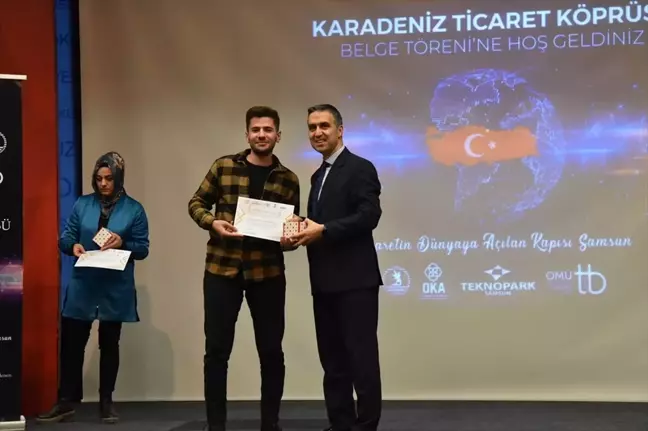 OMÜ-TTO ve Samsun Teknopark, Karadeniz Ticaret Köprüsü projesinde eğitim alan uluslararası öğrencilere sertifikalarını dağıttı