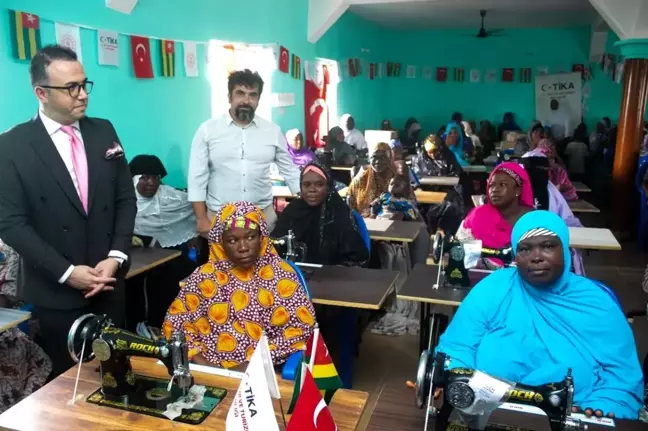 TİKA, Togo'da Kadınlara, Çiftçilere ve Yetim Çocuklara Projeler Hayata Geçirdi