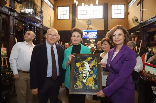 Eskişehir Büyükşehir Belediyesi Zihinsel Engelli Gündüz Yaşam Merkezi'nden 'Resim ve El Sanatları Sergisi'
