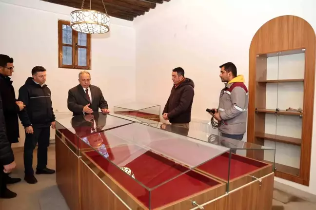 Talas Belediye Başkanı Mustafa Yalçın, Çanakkale'den Cumhuriyet'e 100. Yıl Sergisi'ni açıkladı