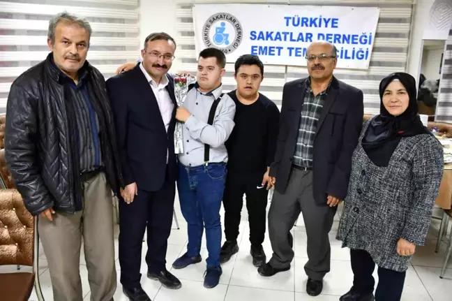 Emet Belediye Başkanı Engellilerle Bir Araya Geldi