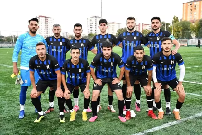 Kayseri Süper Amatör Küme B Grubu Maçında İsmail Okumuş FK Galip Geldi