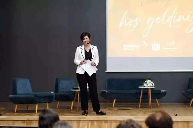 Beylikdüzü' nün Seçilmiş Kadınları Söyleşisi Düzenlendi