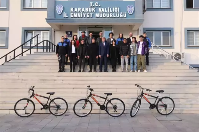 Karabük Üniversitesi Öğrencisi Dolandırıcılık Konulu Kısa Film Yarışmasında Birinci Oldu