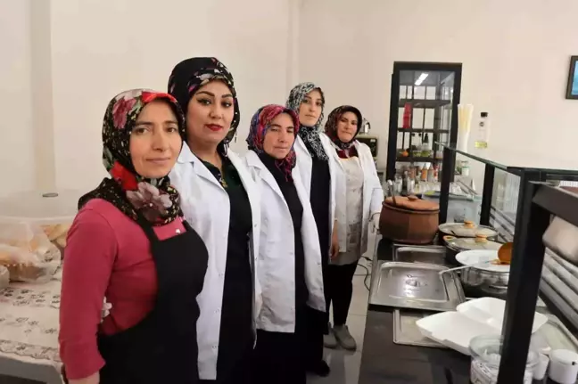 Kadınlar Güçlerini Birleştirerek Lokanta Açtı