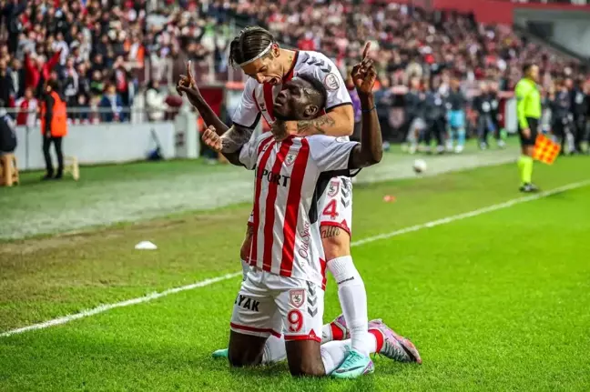 Samsunspor, Kasımpaşa'yı 2-0 mağlup etti