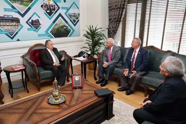 Talas Belediyesi'nin Kıbrıs Barış Harekatı'na katılan askerleri anlattığı kitap yankı uyandırdı