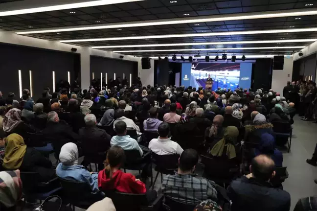 Başakşehir'in en büyük kültür yaşam parkı hizmete açıldı