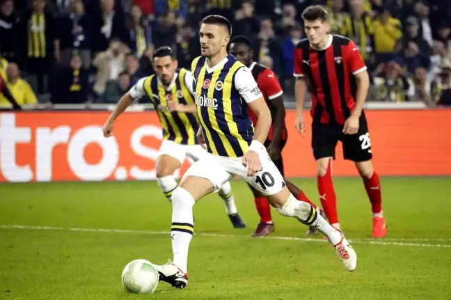 Fenerbahçe'nin Dusan Tadic liderliğindeki galibiyeti