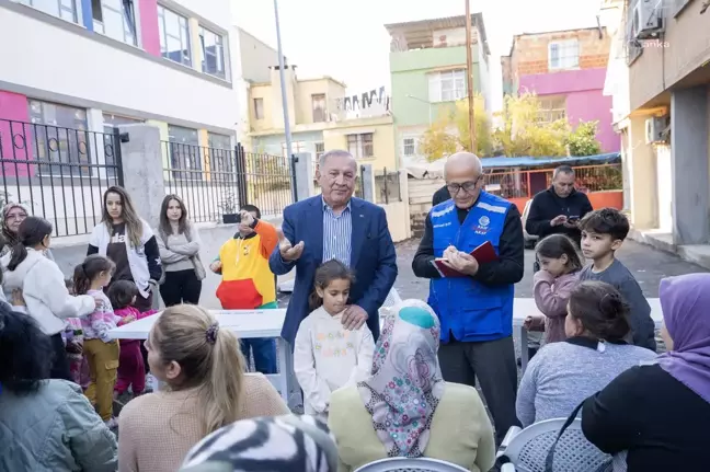 Seyhan Belediye Başkanı Akif Kemal Akay Mahalle Sakinleriyle Buluştu