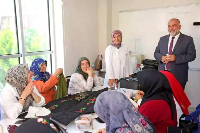 Samsun Canik Belediyesi, Kadınlara Mesleki Eğitimler Vermeye Devam Ediyor