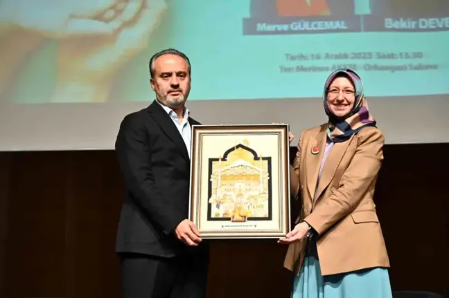 Bursa Büyükşehir Belediyesi 'Güçlü Aile, Güçlü Toplum' Seminerleri Düzenliyor