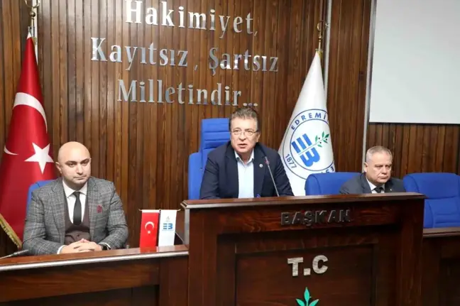 Edremit Belediyesi Emeklilere Maaş ve Kıdem Tazminatı Ödedi