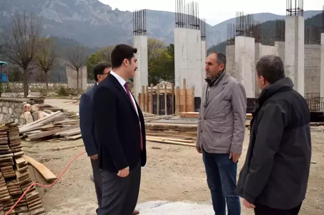 İnhisar İlçe Kaymakamı Okul İnşaatını İnceledi