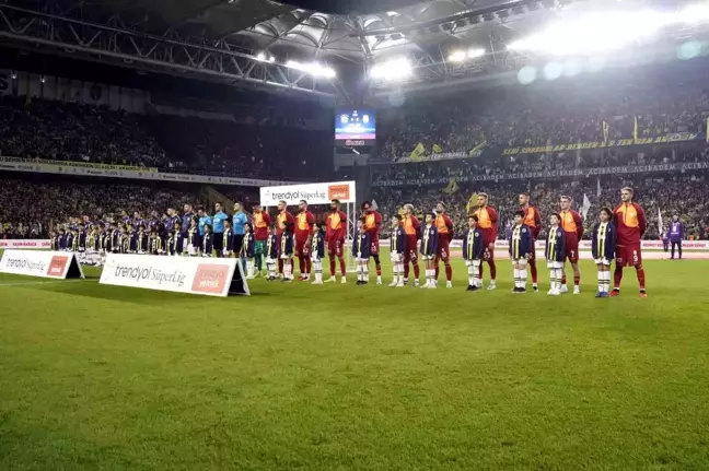Trendyol Süper Lig: Fenerbahçe: 0 - Galatasaray: 0 (Maç sonucu)