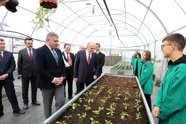 Düzce Belediyesi ve İbn-i Sina MTA Lisesi Arasında Destek Protokolü Yenilendi