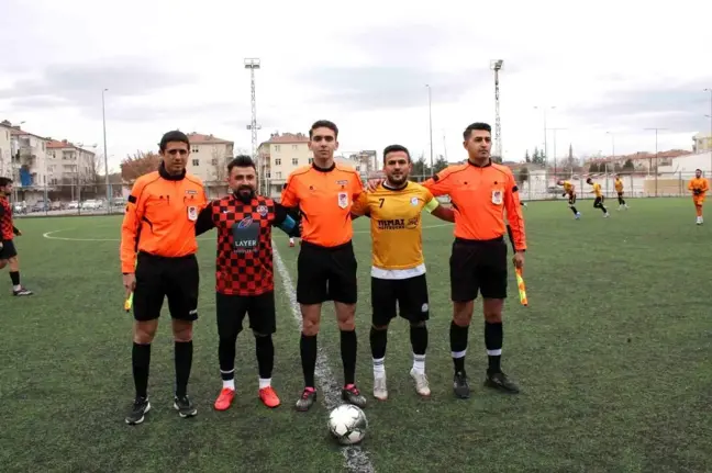 E.M. Döğerspor Yeni Esenspor'u 8-0 Mağlup Etti