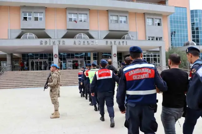 Edirne'de yapılan denetimlerde 105 şüpheli yakalandı