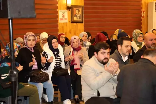 Körfez'de şehitler için dua edildi