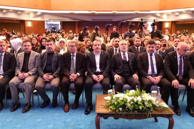 Ankara'da Mehmet Akif İnan Ödülleri sahiplerini buldu