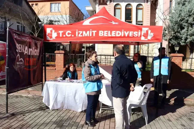 İzmit Belediyesi Halkla İlişkiler Müdürlüğü, Sanayi Mahallesi'nde 'Sen Anlat İzmit' programı düzenledi