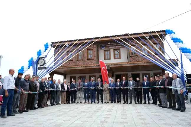 Orhaneli'de yapılan köy konakları tamamlanıyor