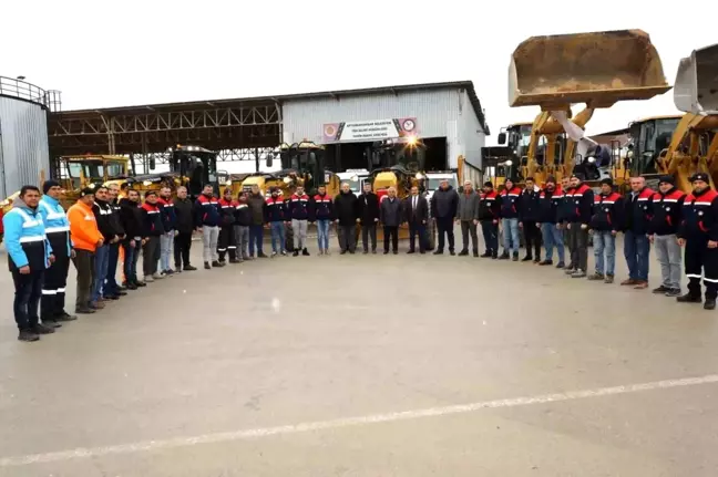 Afyonkarahisar Belediyesi Karla Mücadele Çalışmalarına Başladı