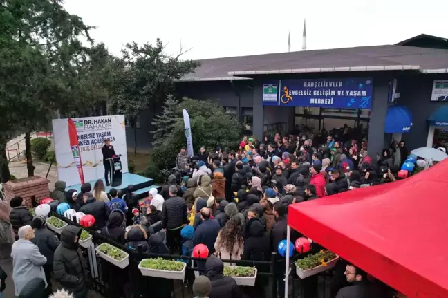 Bahçelievler Belediyesi Engelli Vatandaşlara Ücretsiz Berber Hizmeti Sunuyor