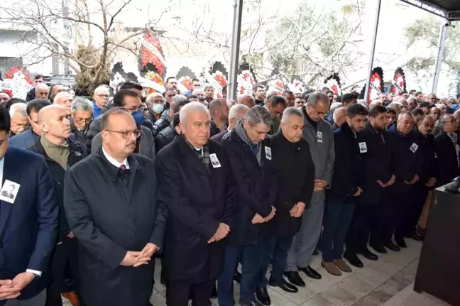 Efeler Belediye Başkanı Mehmet Fatih Atay'ın abisi Atilla Atay toprağa verildi
