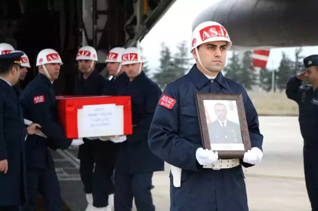 Pençe-Kilit Operasyonu'nda şehit olan Piyade Uzman Çavuş Samet Aslan'ın cenazesi Amasya'ya getirildi