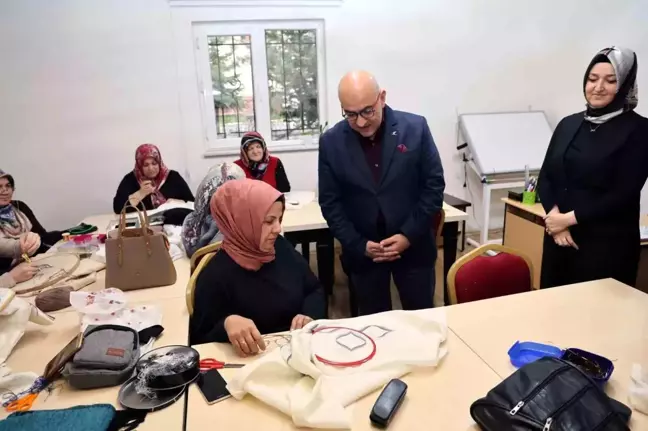 AK Parti Kayseri Milletvekili Murat Cahid Cıngı, Talas Belediyesi Sosyal Donatıları Ziyaret Etti