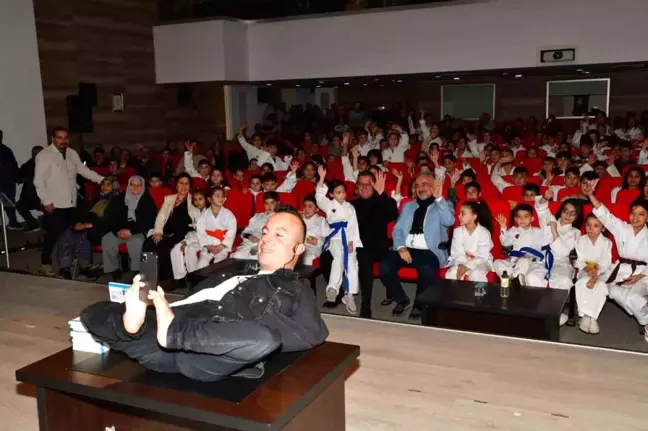 Bedensel Engelli Milli Yüzücü Sefa Yurtkölesi: Başarının Sırrı Sevmek