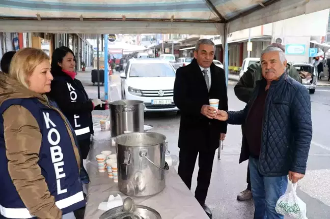 Koçarlı Belediyesi Vatandaşlara Çorba İkram Etti