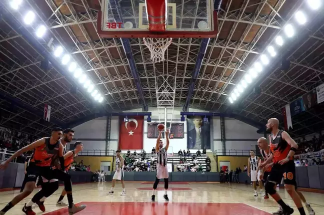 Sakarya Büyükşehir Basketbol, Eskişehir Birey Koleji'ni mağlup etti