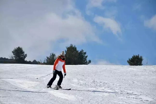 Ardahan Yalnızçam Kayak Merkezi'nde Yeni Sezon Açıldı
