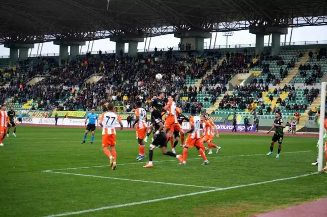 Şanlıurfaspor Adanaspor'u 4-0 mağlup etti