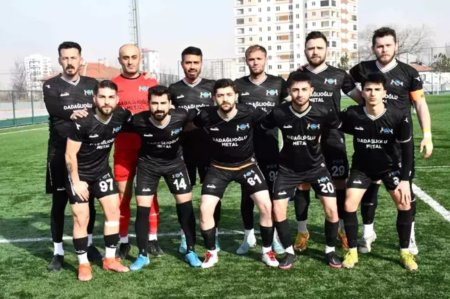 Erciyes Esen Makina FK, Başakpınarspor'u 2-0 yenerek Play-Off iddiasını sürdürdü