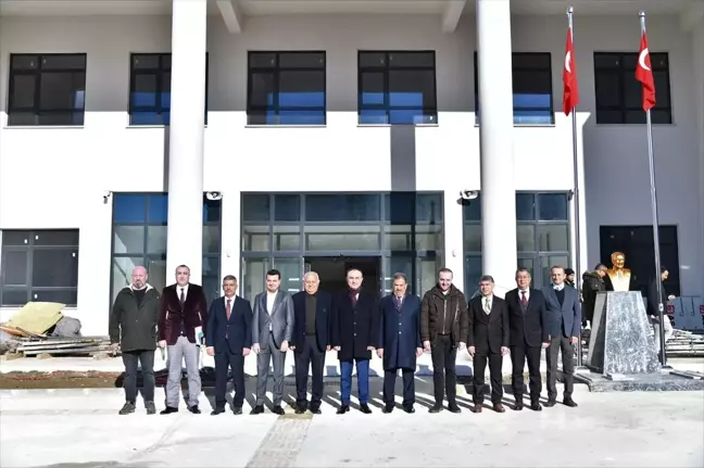 Tekirdağ'da Hayırseverler Tarafından Yaptırılan Okulun İnşaatı İncelendi