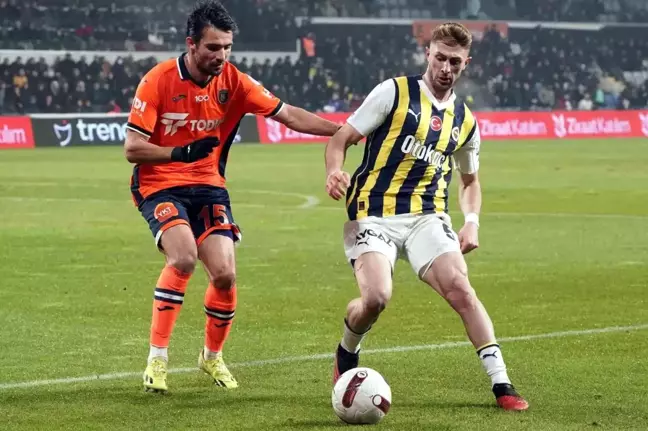 Fenerbahçe ile RAMS Başakşehir Süper Lig'de Karşı Karşıya