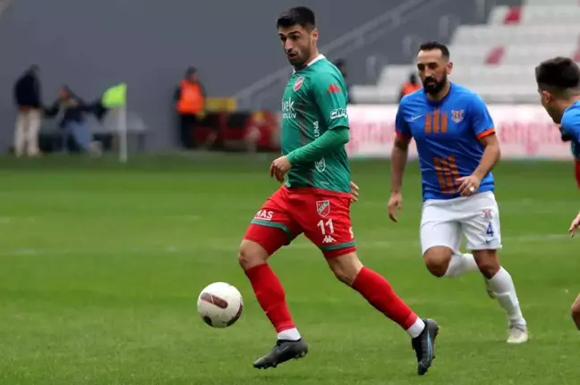 Karşıyaka'nın golcü oyuncusu Yasin Ozan, TFF 3. Lig 2. Grup'ta gol krallığında zirvede