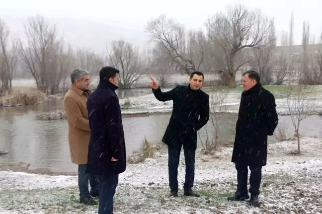 Kayseri Gençlik ve Spor İl Müdürü Zamantı Irmağı'nda İncelemelerde Bulundu