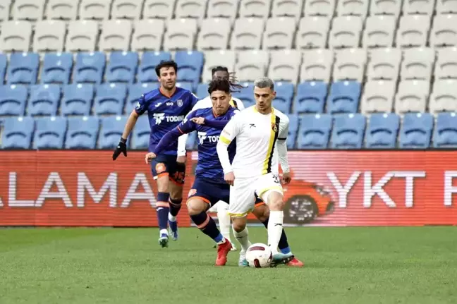 Trendyol Süper Lig'in 24. Haftasında Başakşehir, İstanbulspor'u 1-0 Yendi